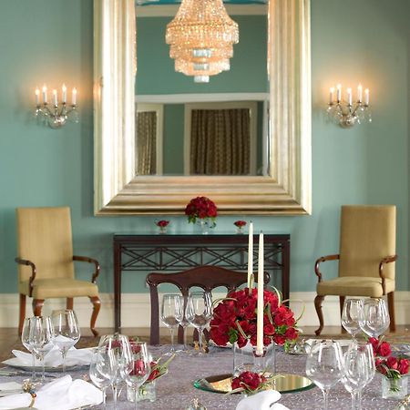 The Taj Mahal Tower, Mumbai Ξενοδοχείο Εξωτερικό φωτογραφία A mirror in a dining room